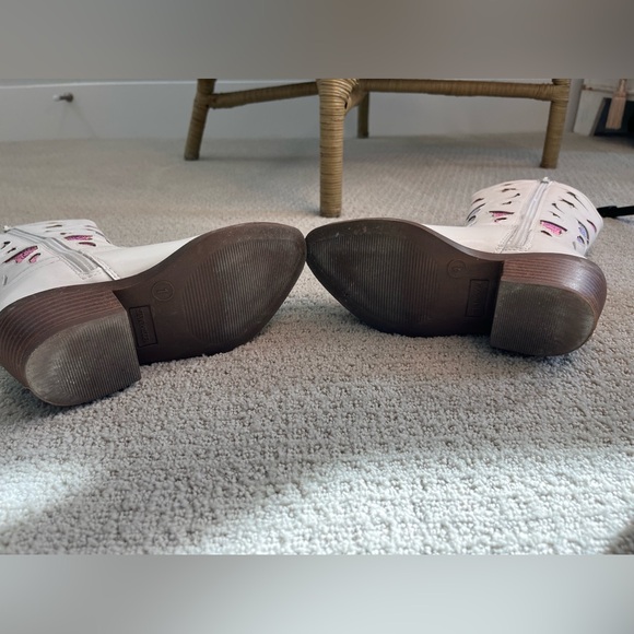 Steve Madden Kids Cowboy Boots - Picture 4 of 8